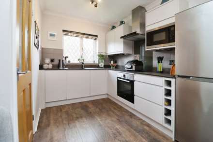 Ascot Grove, Bebington, Image 17