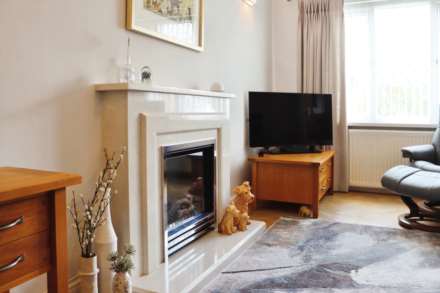 Ascot Grove, Bebington, Image 20