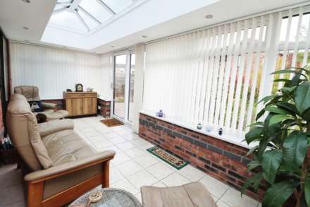 Ascot Grove, Bebington, Image 23