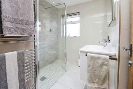 Ascot Grove, Bebington, Image 27