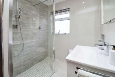 Ascot Grove, Bebington, Image 28