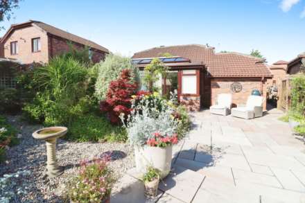 Ascot Grove, Bebington, Image 30