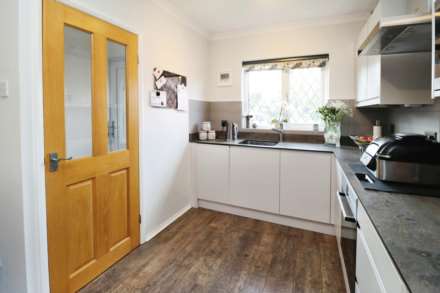 Ascot Grove, Bebington, Image 6