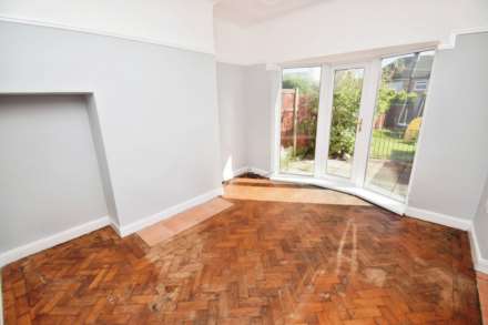 Malpas Drive, Bebington, Image 7
