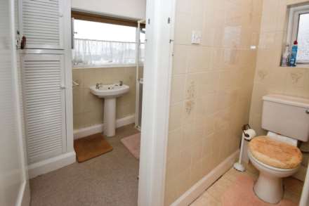 Dibbins Hey, Spital, Image 18