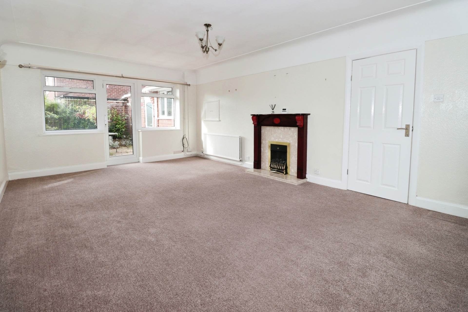 Wirral Gardens, Bebington, Image 6