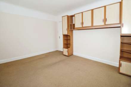 Wirral Gardens, Bebington, Image 12