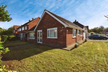 Wirral Gardens, Bebington, Image 18
