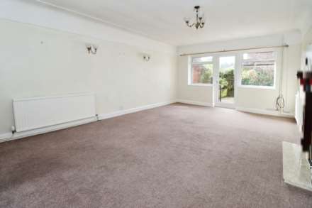 Wirral Gardens, Bebington, Image 7