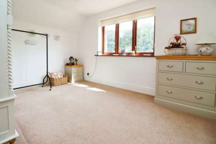 Crossdale Road, Bromborough, Image 17