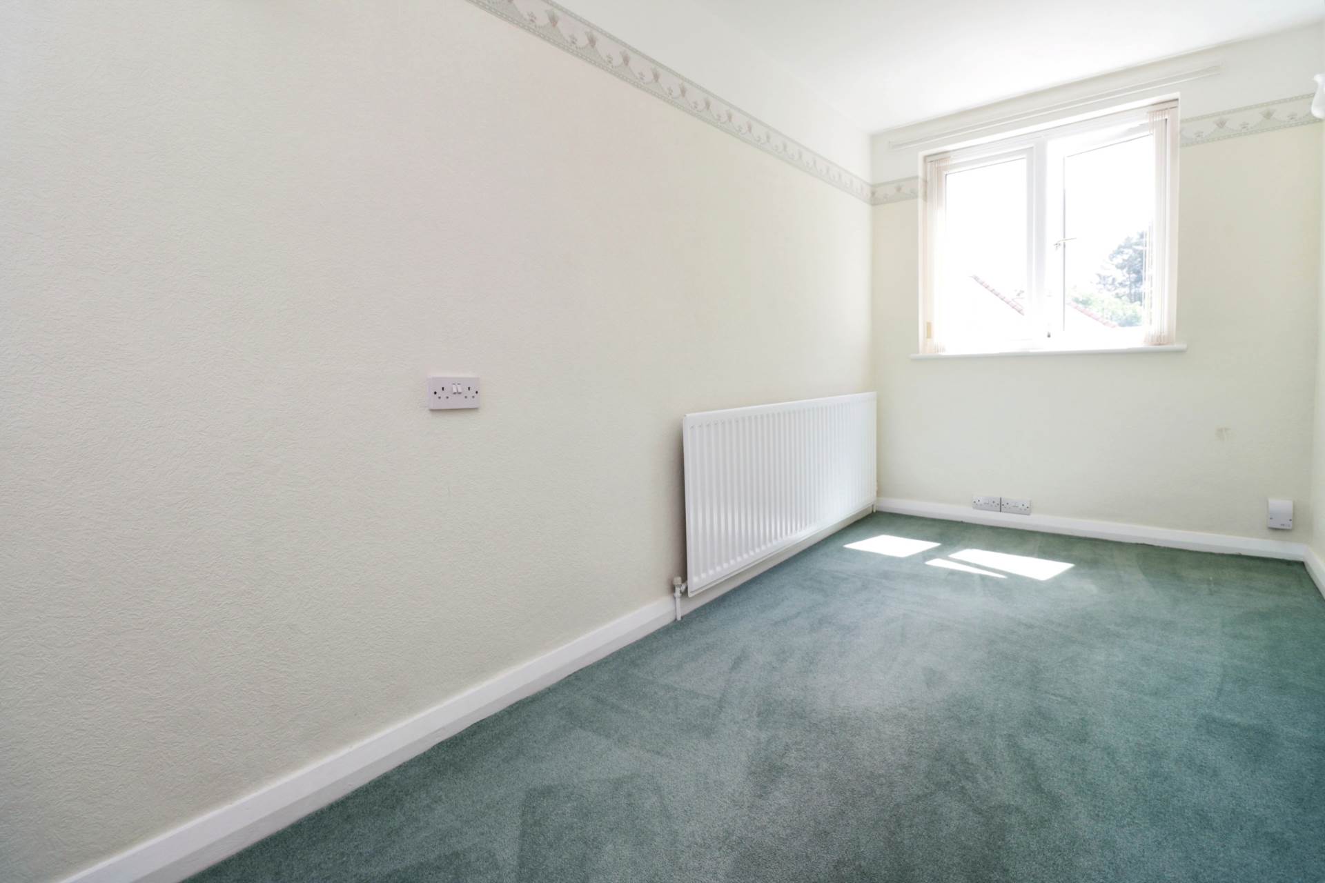 Tudor Avenue, Bebington, Image 12