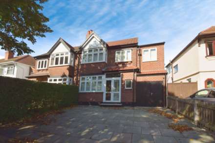 Tudor Avenue, Bebington, Image 1