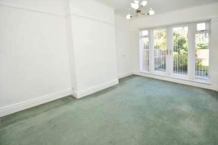 Tudor Avenue, Bebington, Image 7