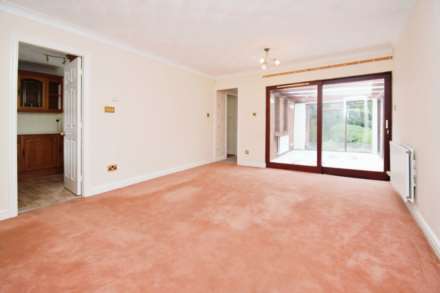 Glendale Grove, Spital, Image 13