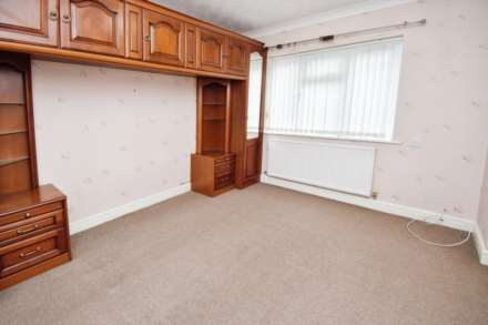 Glendale Grove, Spital, Image 16