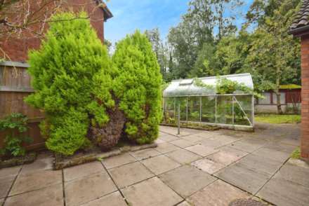 Glendale Grove, Spital, Image 22