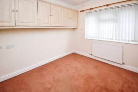 Glendale Grove, Spital, Image 7