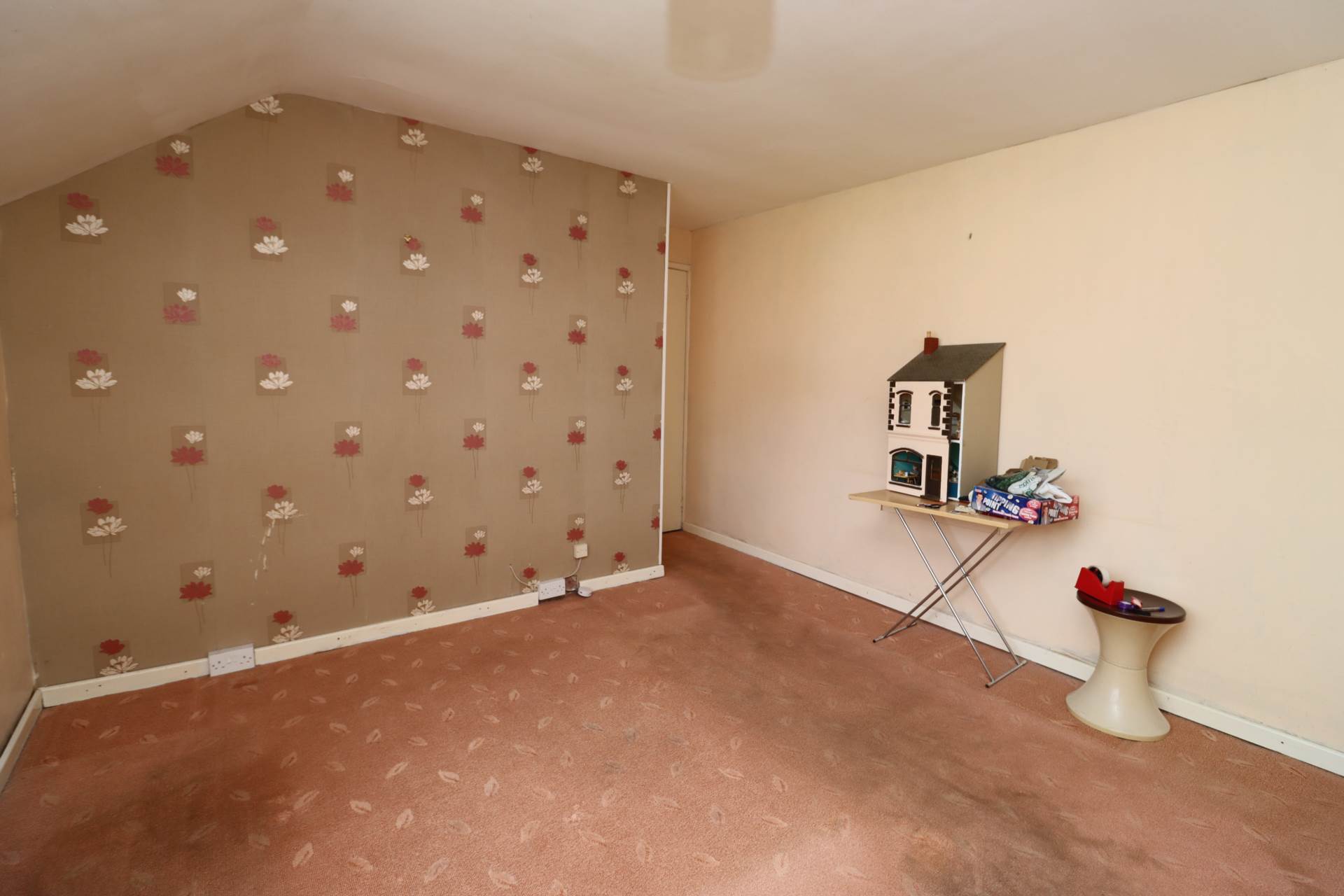 Hillary Road, Eastham, Image 11