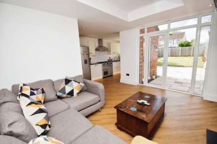 Heyville Road, Bebington, Image 4
