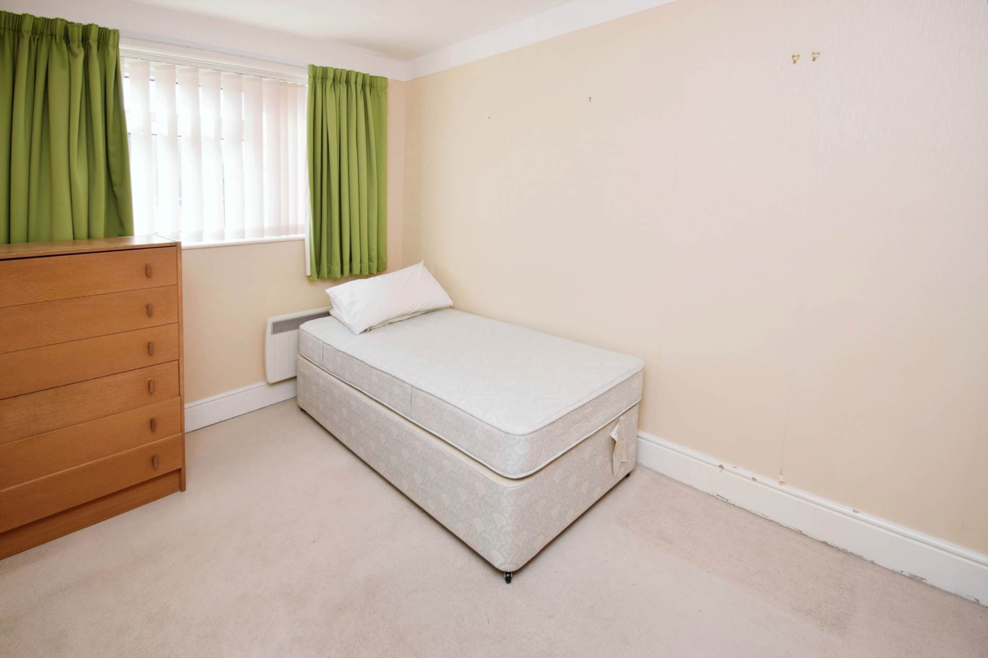 Shalem Court, Bebington, Image 12