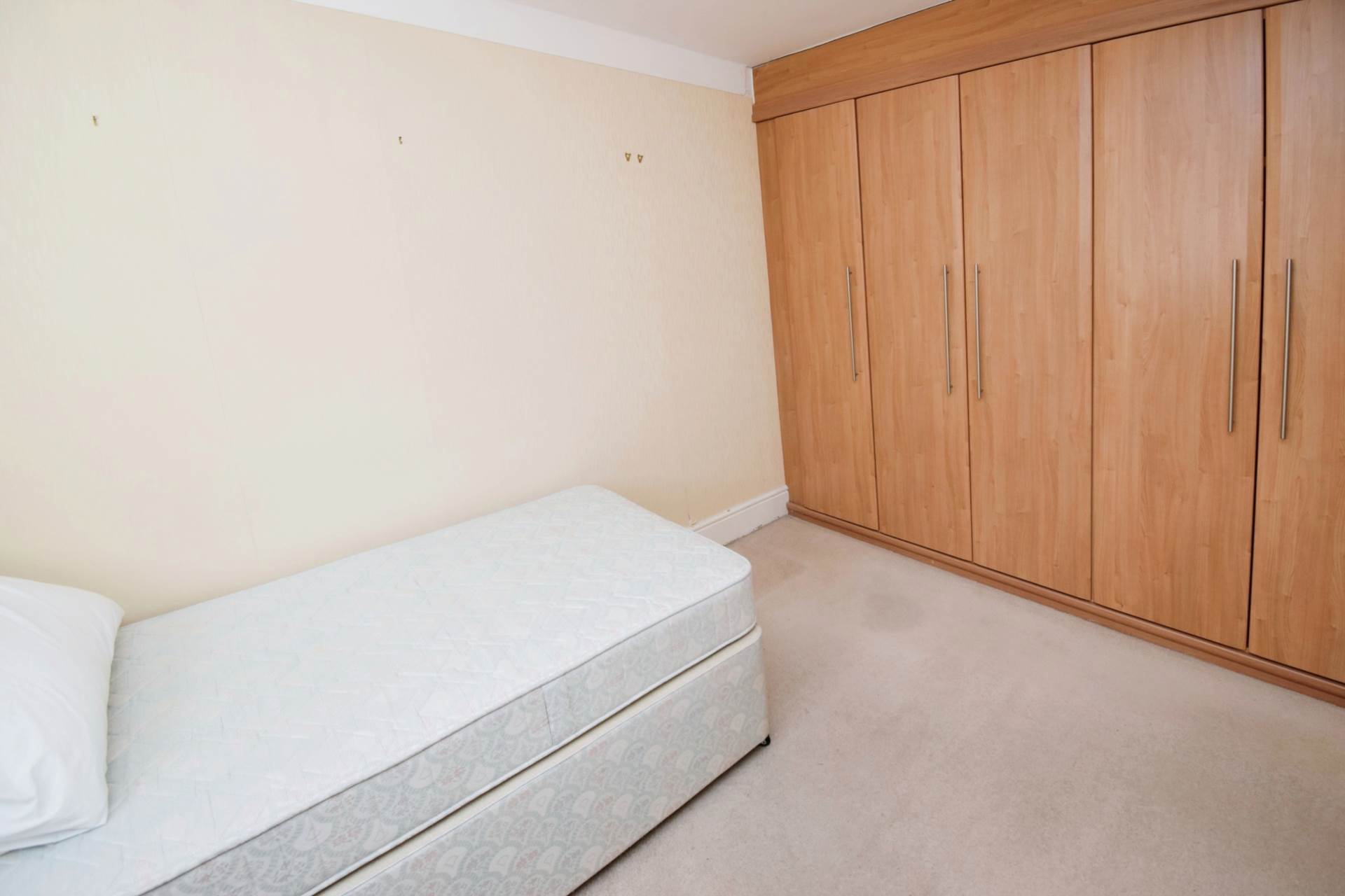 Shalem Court, Bebington, Image 19