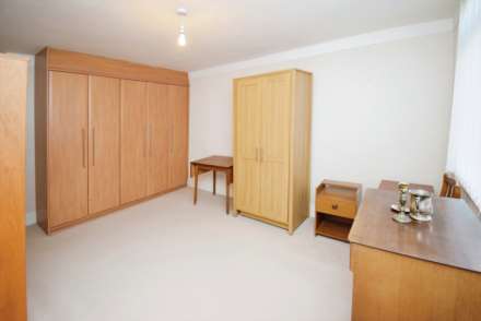 Shalem Court, Bebington, Image 18