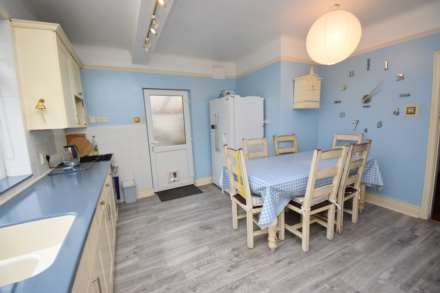 Upton Road, Noctorum, Image 11