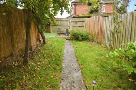 Upton Road, Noctorum, Image 26