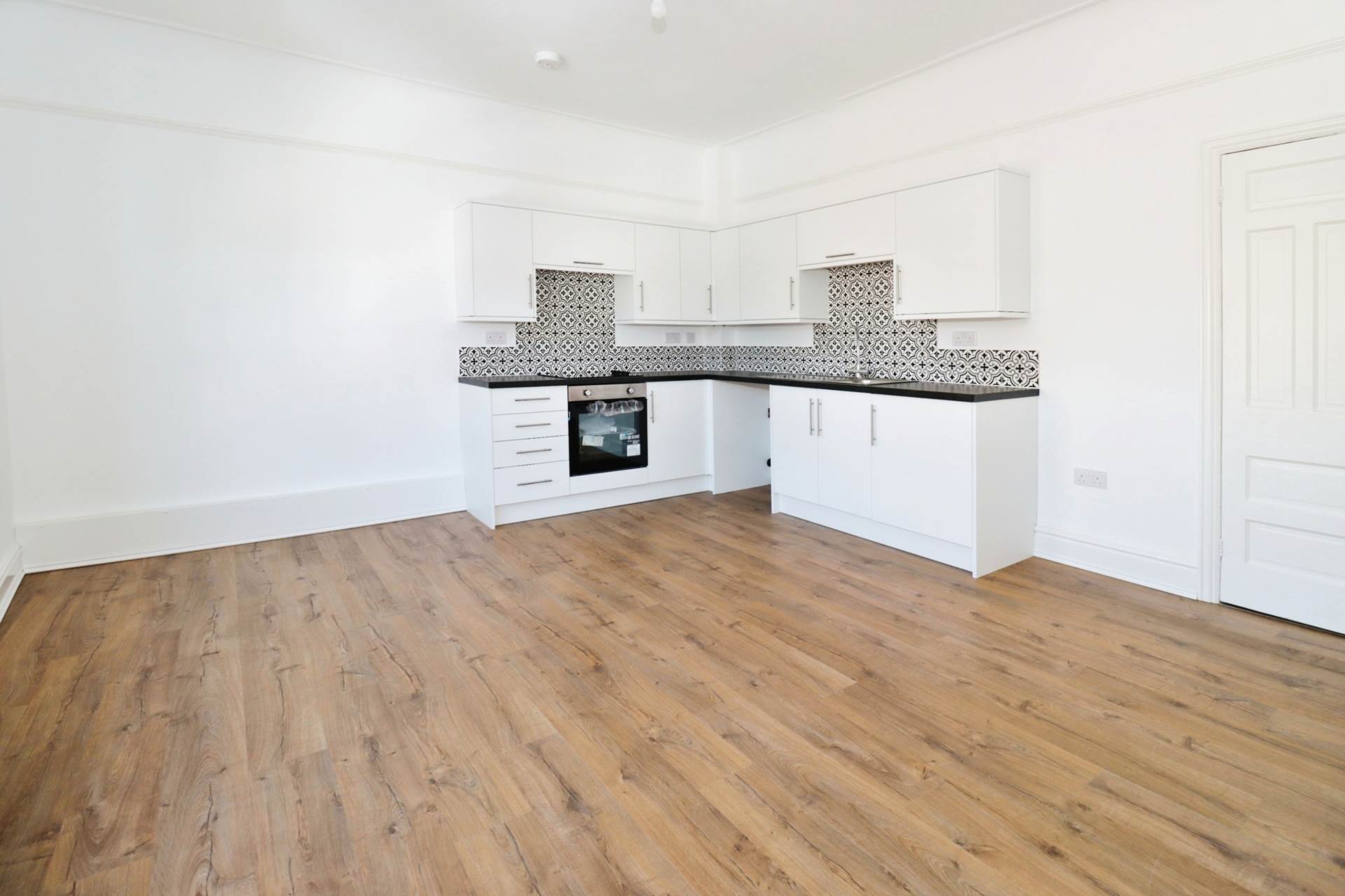 Victoria Road, Bebington, Image 2