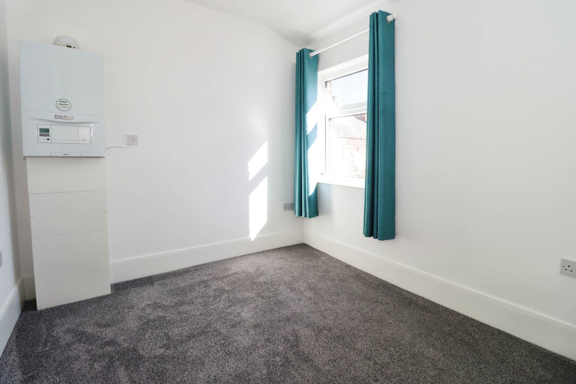 Victoria Road, Bebington, Image 5