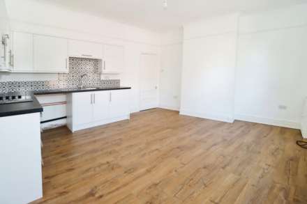 Victoria Road, Bebington, Image 9