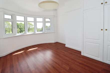 Bramley Avenue, Bebington, Image 10