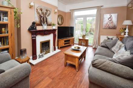 Cavendish Drive, Rock Ferry, Image 3