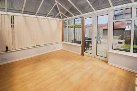 Gayton Avenue, Higher Bebington, Image 13