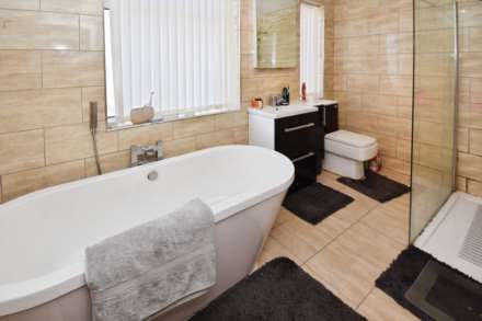 Gayton Avenue, Higher Bebington, Image 21