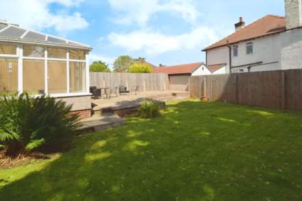Gayton Avenue, Higher Bebington, Image 26