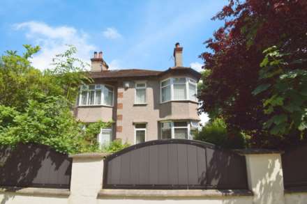 Gayton Avenue, Higher Bebington, Image 28