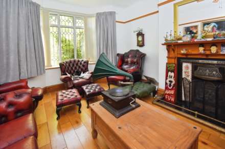 Gayton Avenue, Higher Bebington, Image 4