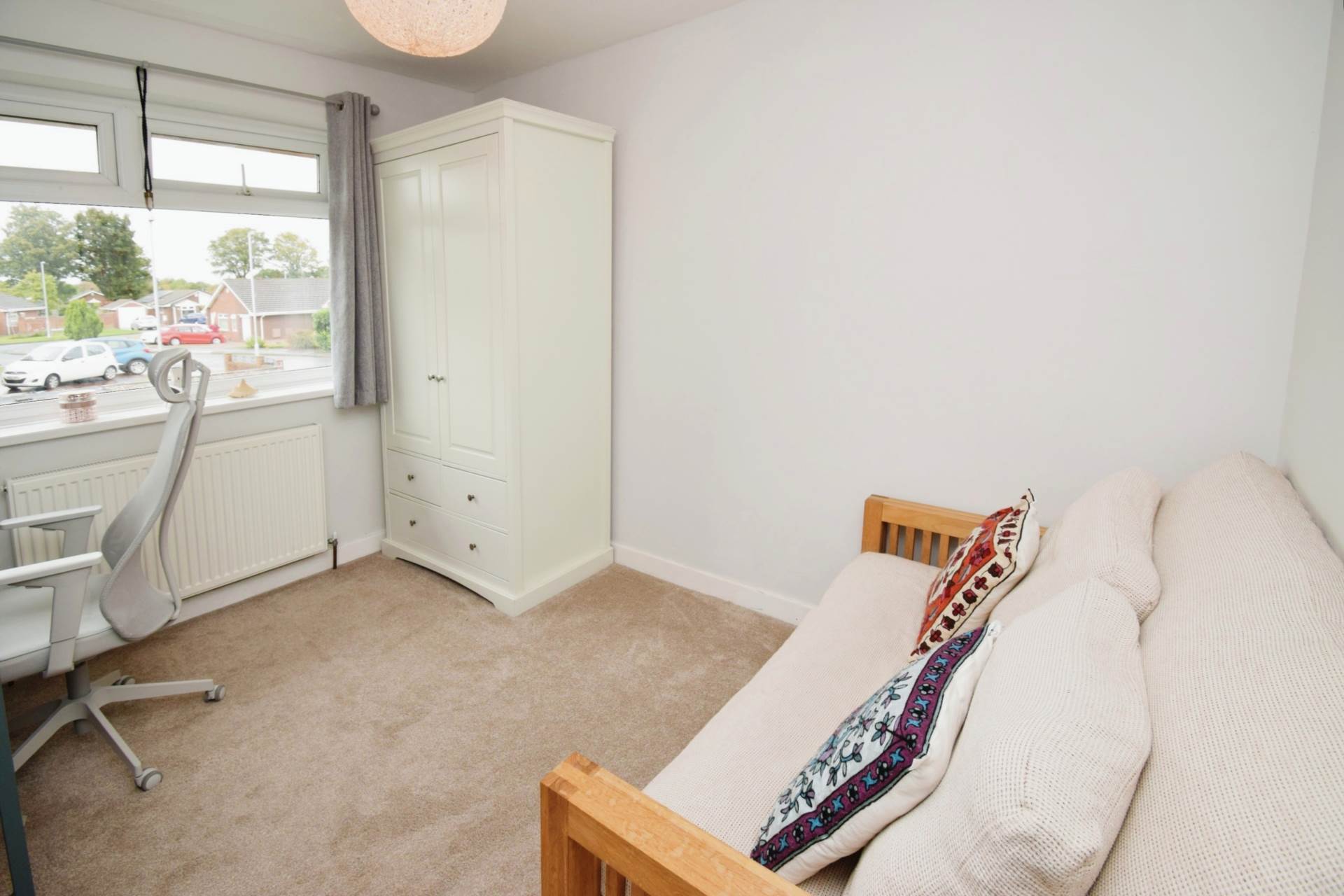 Finstall Road, Spital, Image 20
