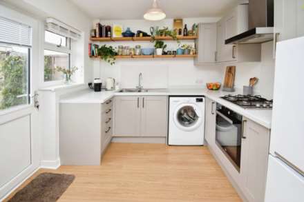 Finstall Road, Spital, Image 11