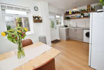 Finstall Road, Spital, Image 4