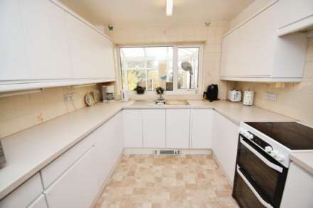 Brome Way, Spital, Image 9