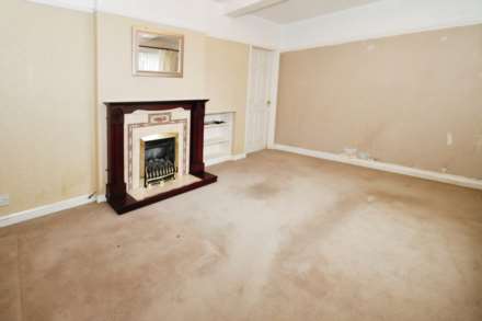 Plane Tree Road, Bebington, Image 6