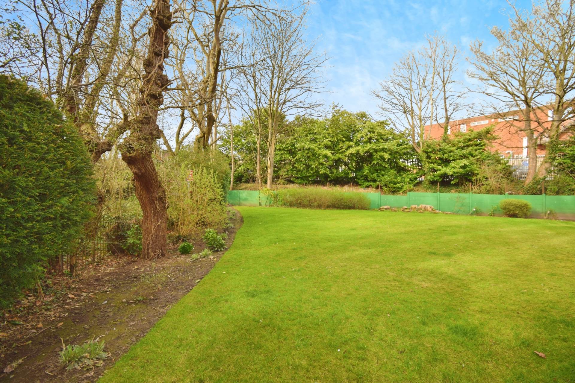 Galtres Court, Higher Bebington, Image 18