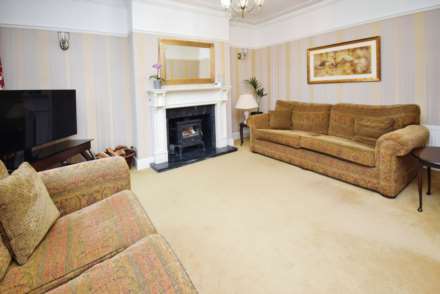 Higher Bebington Road, Bebington, Image 10