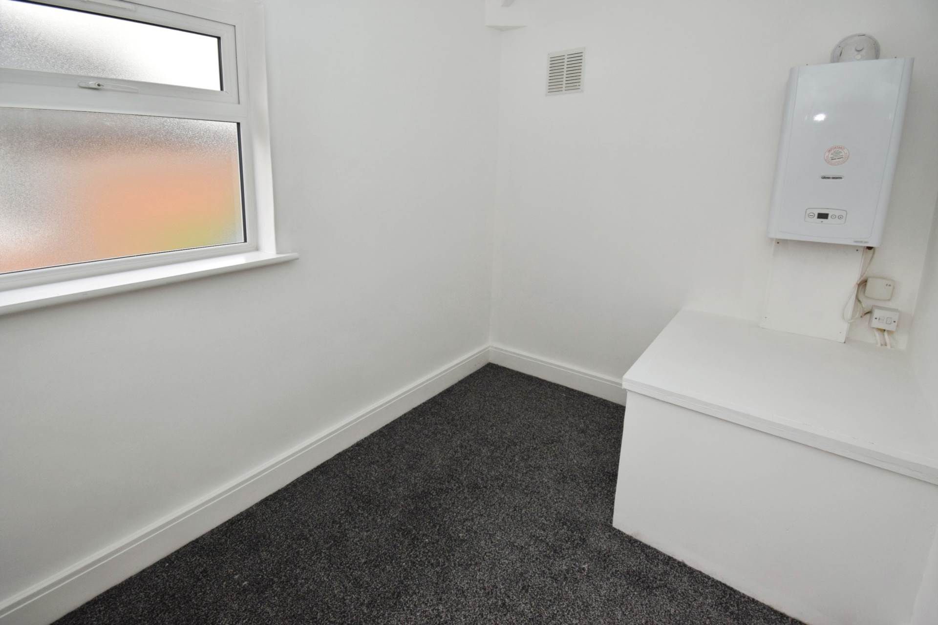 St Pauls Close, Rock Ferry, Image 13
