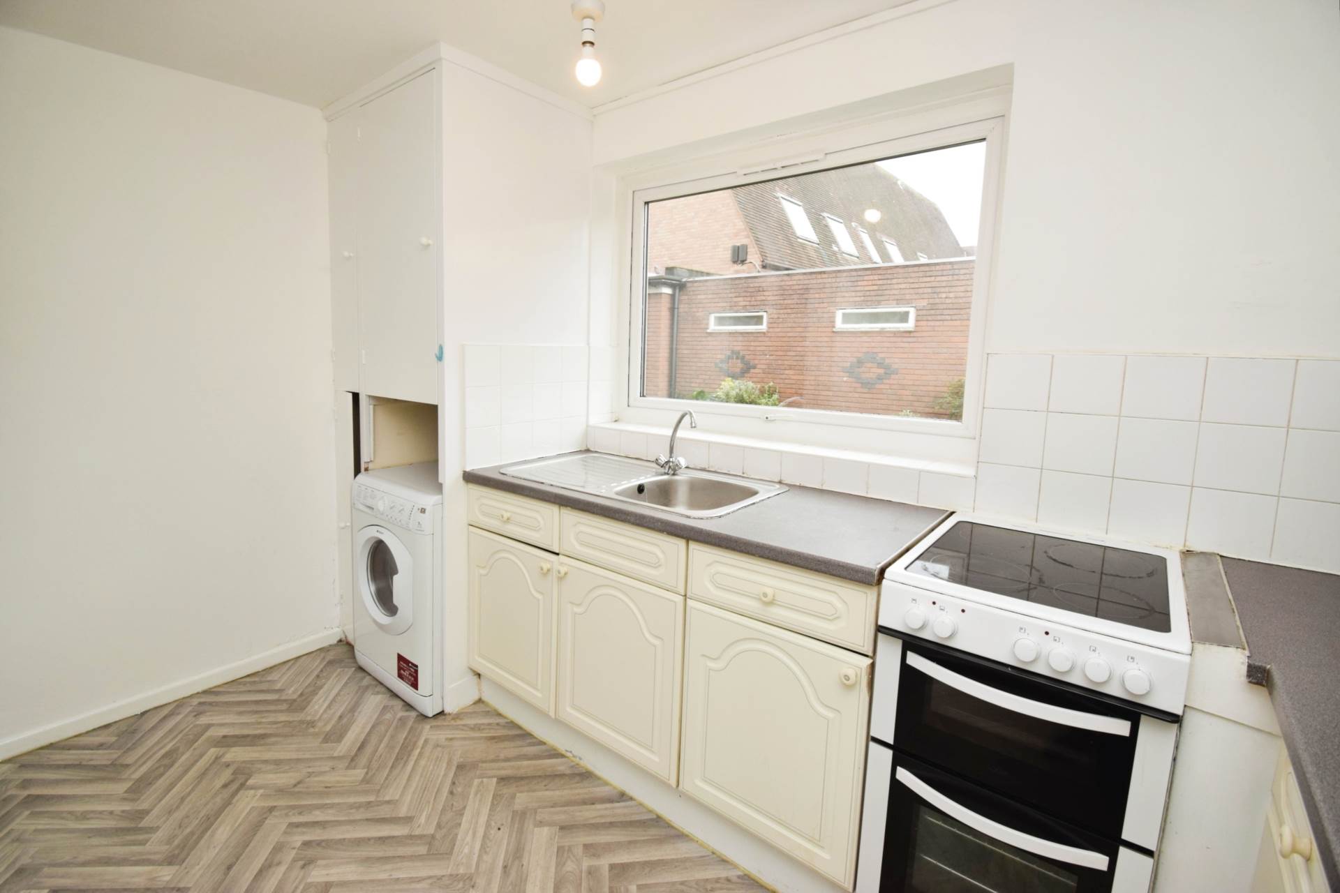 Lancelyn Court, Spital, Image 10