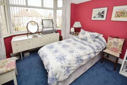 Bedford Drive, Rock Ferry, Image 12