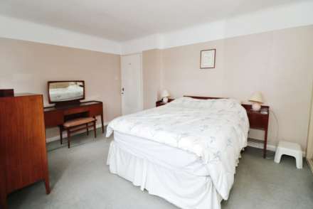 Woodkind Hey, Spital, Image 17