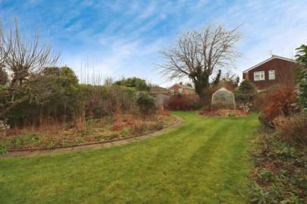 Woodkind Hey, Spital, Image 23